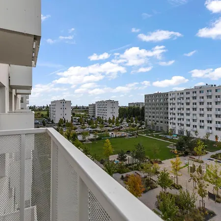 Airport Apartament *