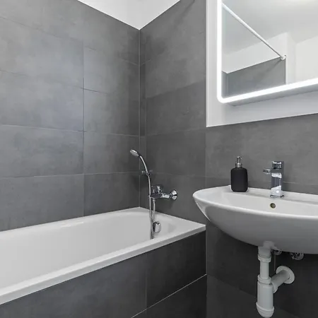 アパート Airport